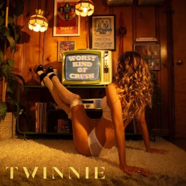 Twinnie Drops Vintage Video for ‘Worst Kind Of Crush